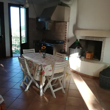 Alle Grotte Di Onferno Hostel