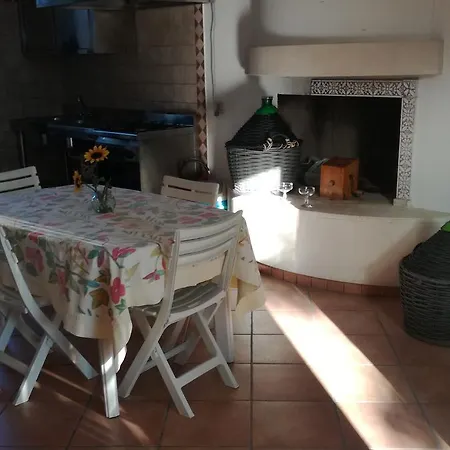 Alle Grotte Di Onferno Hostel *